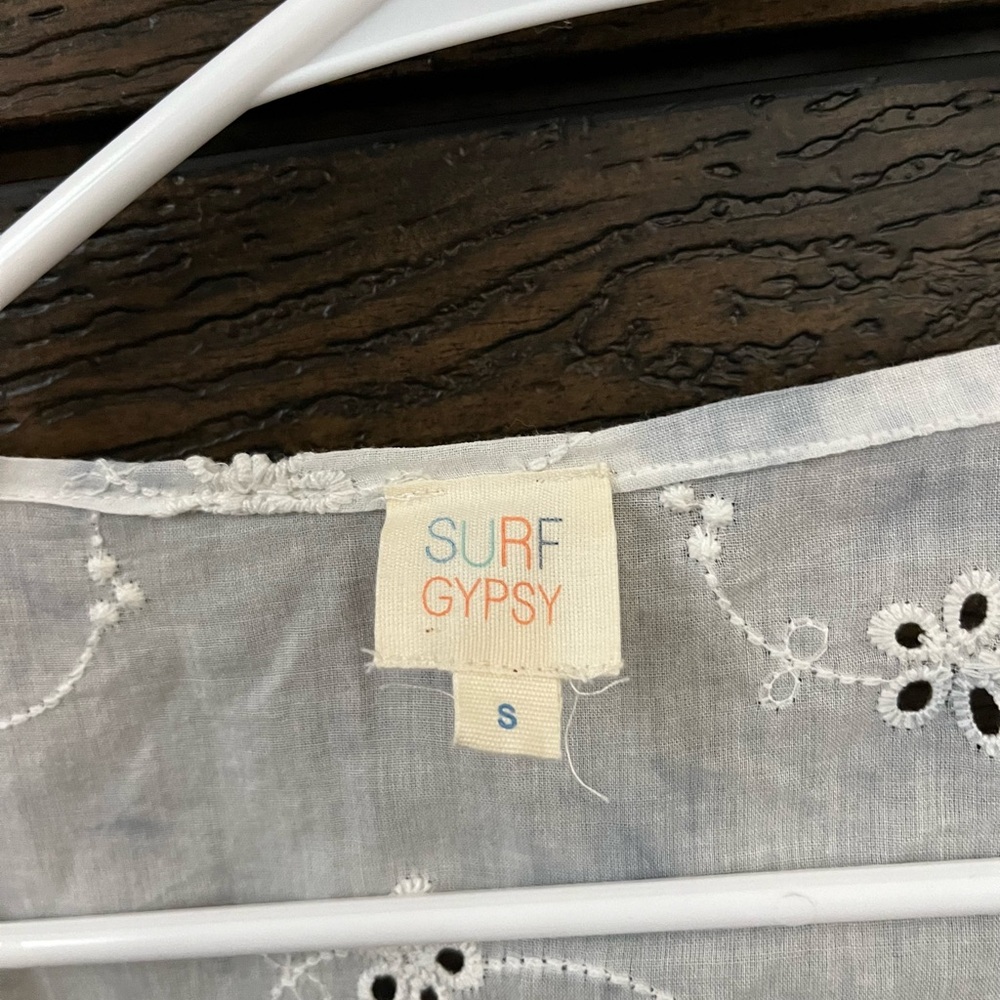 Blue and white eyelet flowy tie top size S